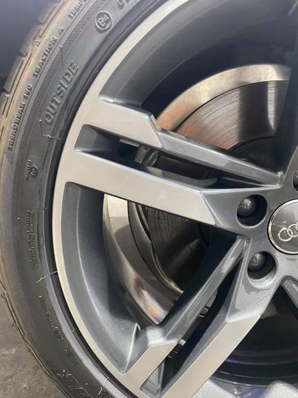 Audi machine faced wheel repaired and painted
